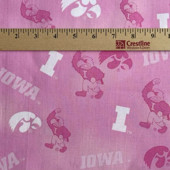 Vintage University Iowa Hawkeyes Pink Cotton Fabric Sykel IA 128 Quilting BTY - Picture 4 of 4